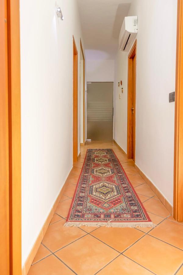 Casa Camelia Apartment ตราปานี ภายนอก รูปภาพ