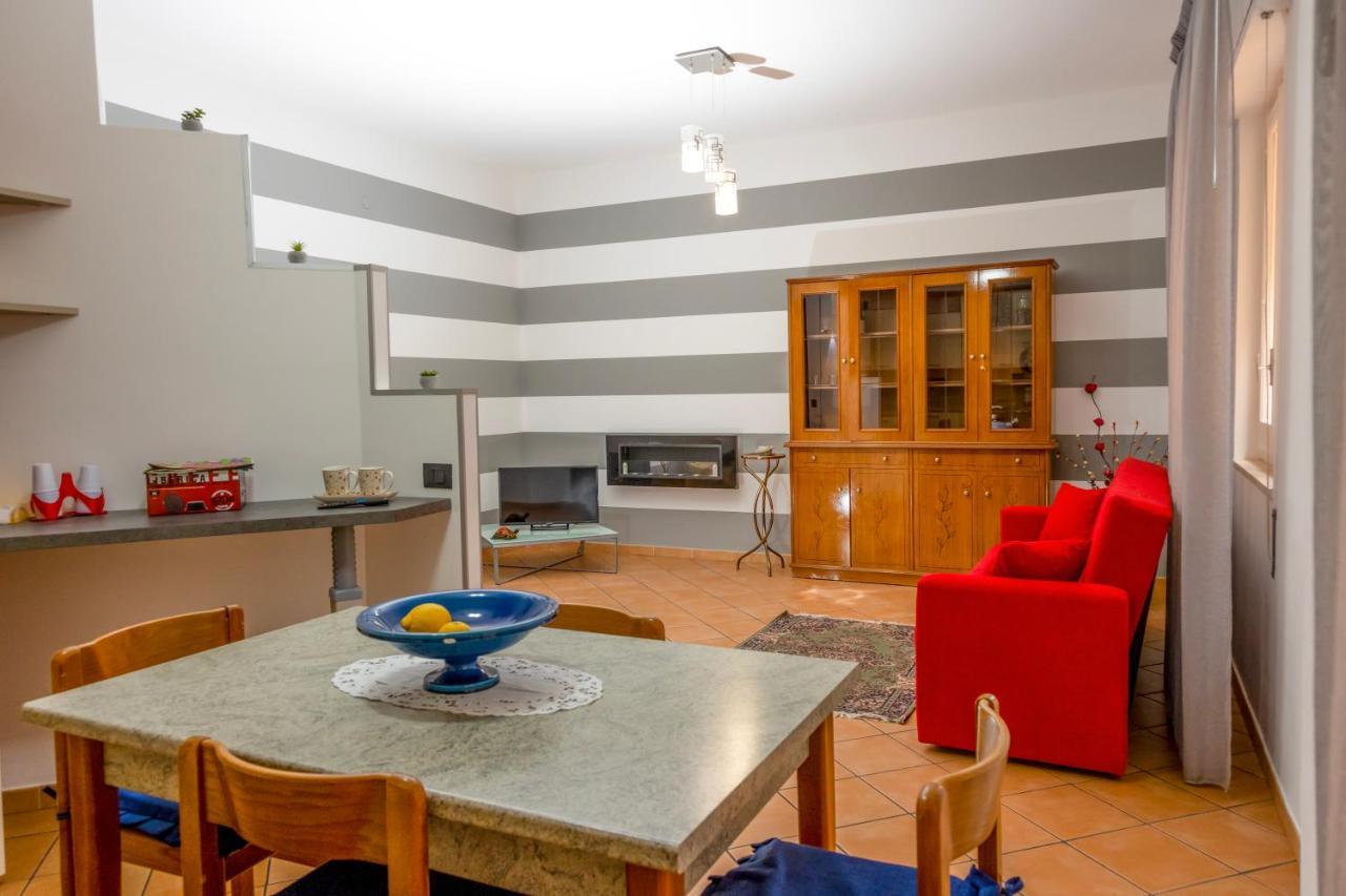 Casa Camelia Apartment ตราปานี ภายนอก รูปภาพ